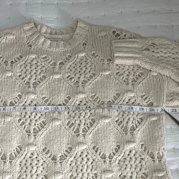 American Eagle Textured Loose Knit Pointelle Sweater Women's XS | Ivory Wool - Picture 7 of 10